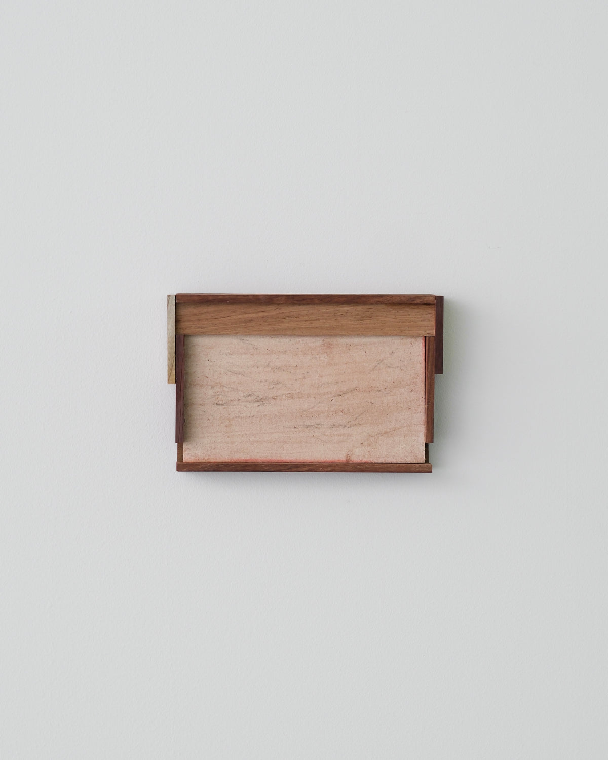 高橋 遥｜Haruka Takahashi 《doze》 / 110×173×25mm / pastel, paper, persimmon tannin, wood